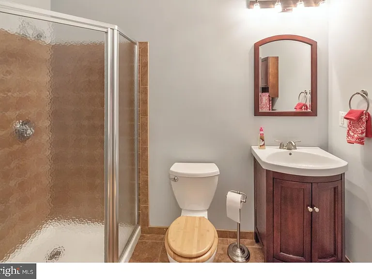 1 Sparrow Ct — Photo 23