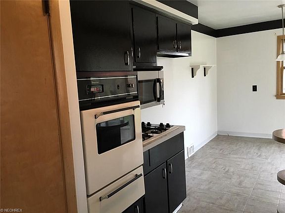 5th image of 24114 Glenbrook Blvd
