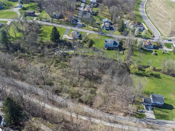 260 N Star Rd, Imperial, PA 15126