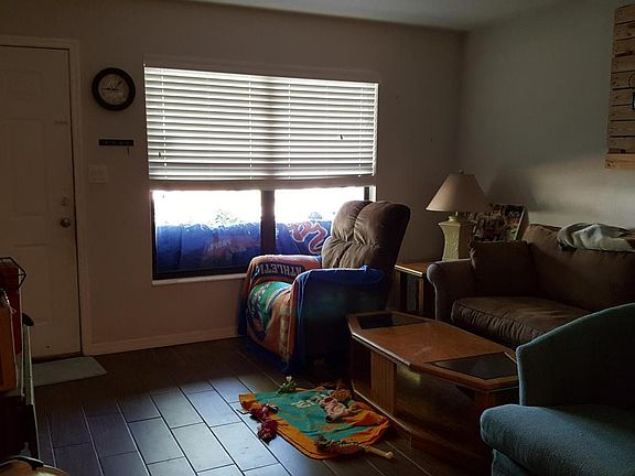 2nd image of 553 Sioux Ave