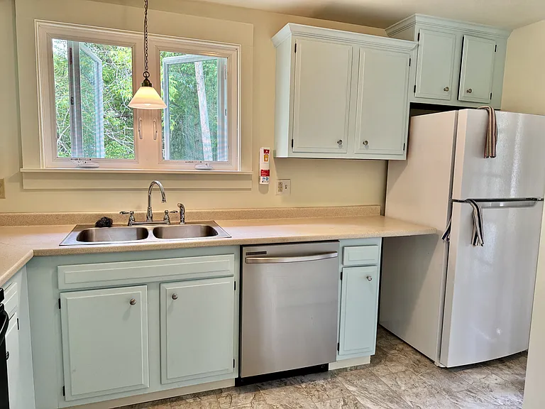 131 Orange St #1 — Photo 7