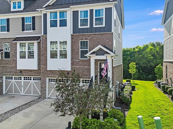 2nd image of 16060 Barringer Ct