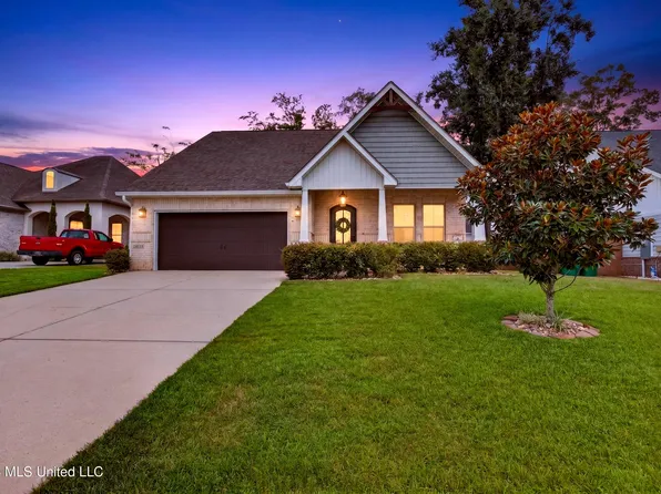 14038 Plantation Oaks Dr, Gulfport, MS 39503