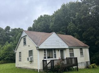 1284 Hornal Rd, WHITE BLUFF, TN 37187