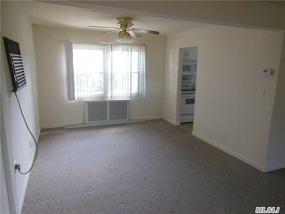 5th image of 98 Jefferson Ave