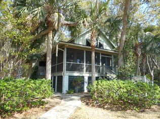 2145 Bailey Island Ln, Edisto Island, SC 29438