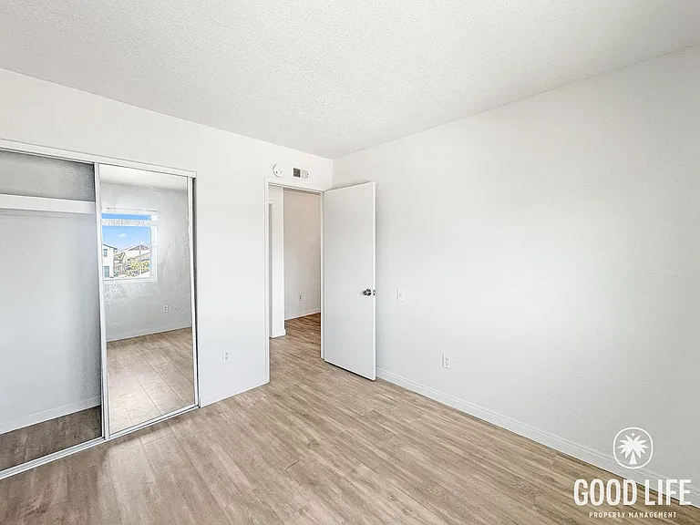 1311 Carnell Ct — Photo 25