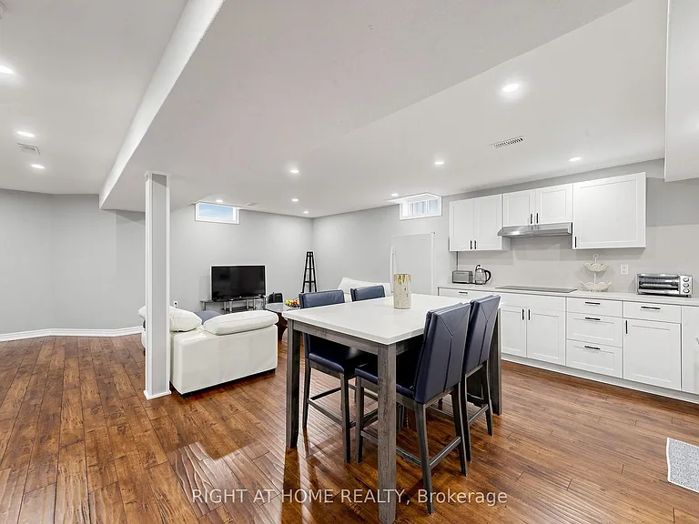 46 Aishford Rd #BASEMENT — Photo 17