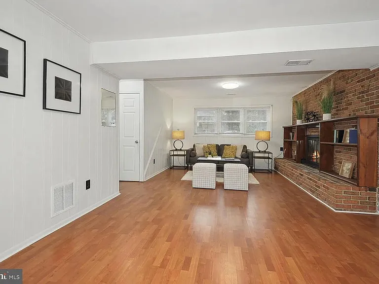 4746 Carterwood Dr — Photo 7