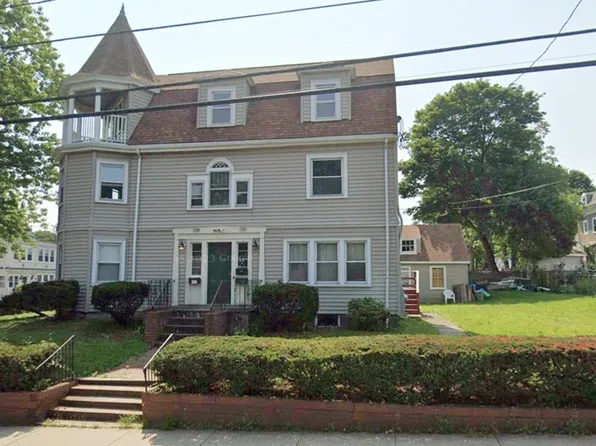 139 E Squantum St #4, Quincy, MA 02171