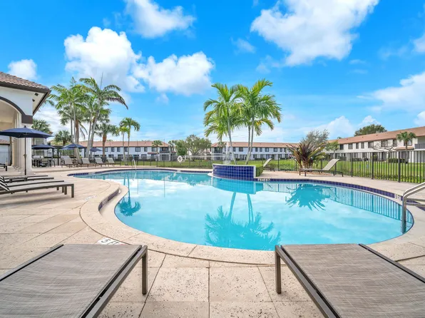 The Enclave At Delray Beach