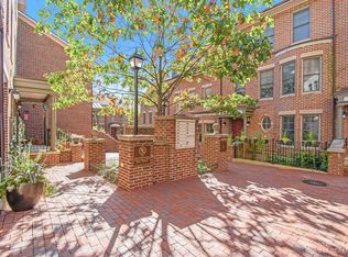 134 Ashley Mews, Ann Arbor, MI