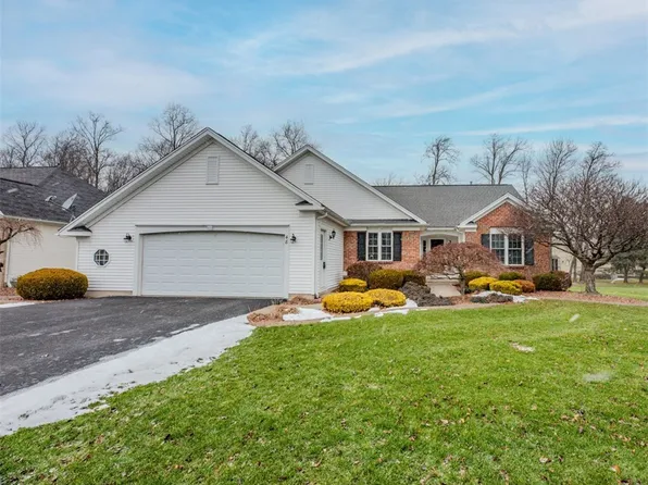 48 Leamington Cir, Rochester, NY 14626