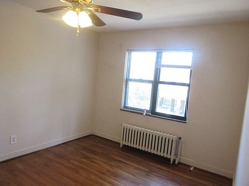 3rd image of 2332 N High St APT 12
