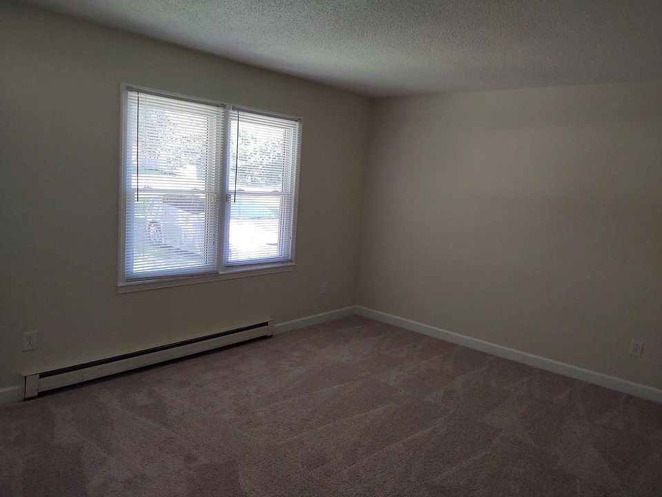 2nd image of 3530 Dogwood Ct