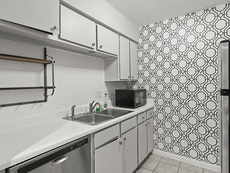 4637 Wild Indigo St #492 — Photo 9