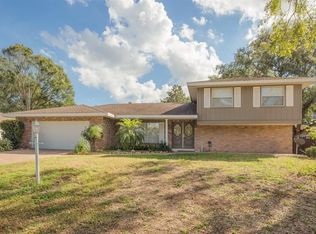 951 N Heron Cir, Winter Haven, FL 33884