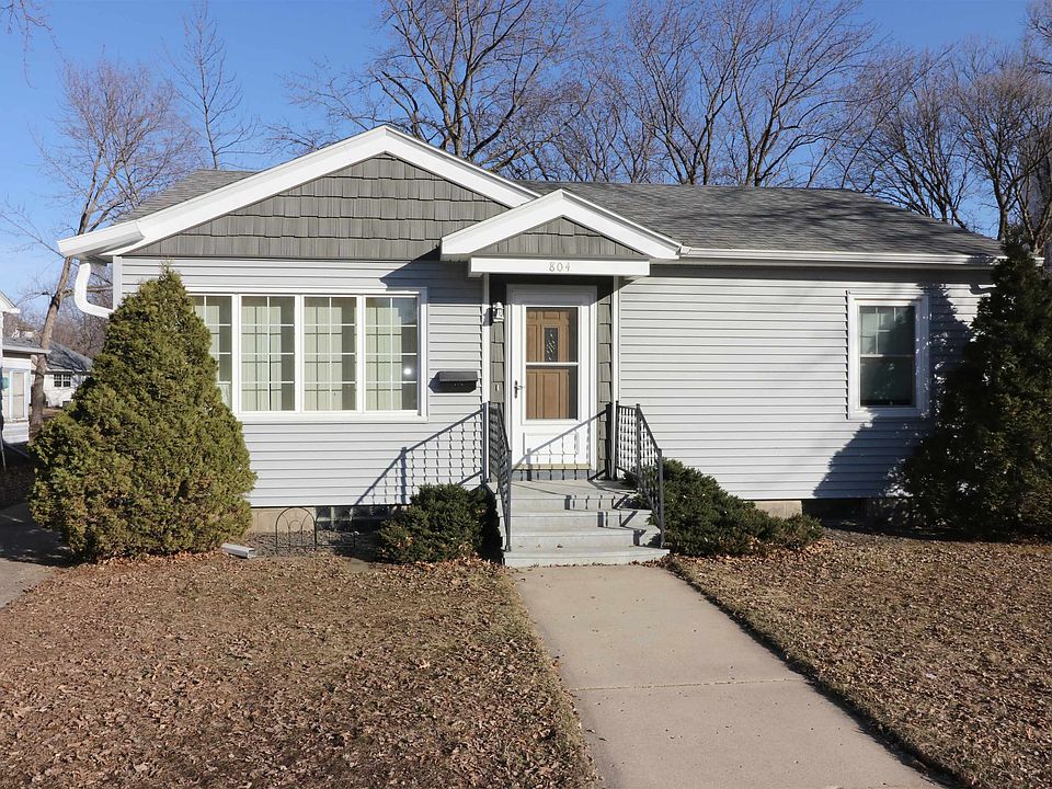 1st image of 804 Fisher Ct