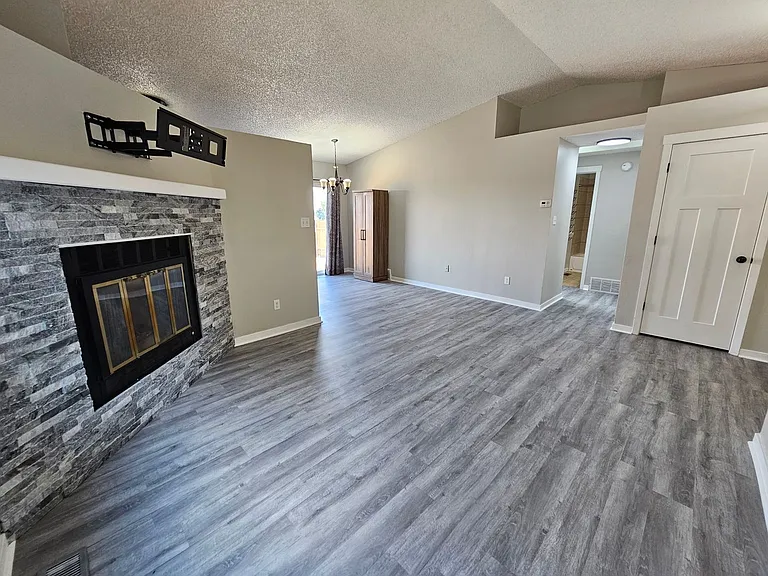 5940 Gunshot Pass Dr — Photo 6