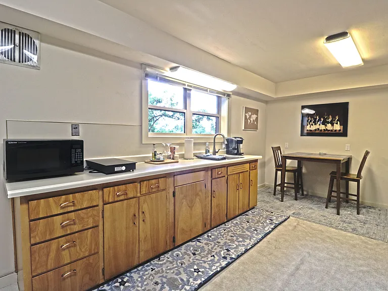 2051 Melrose St #1 — Photo 3