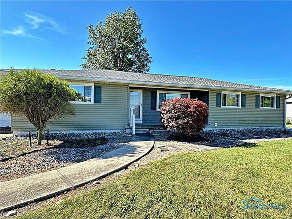 4th image of 800 E Township Road 201