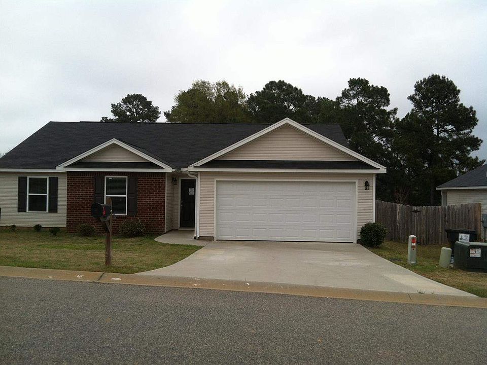 1st image of 423 Haddenham Ct
