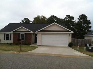 423 Haddenham Ct, Perry, GA 31069