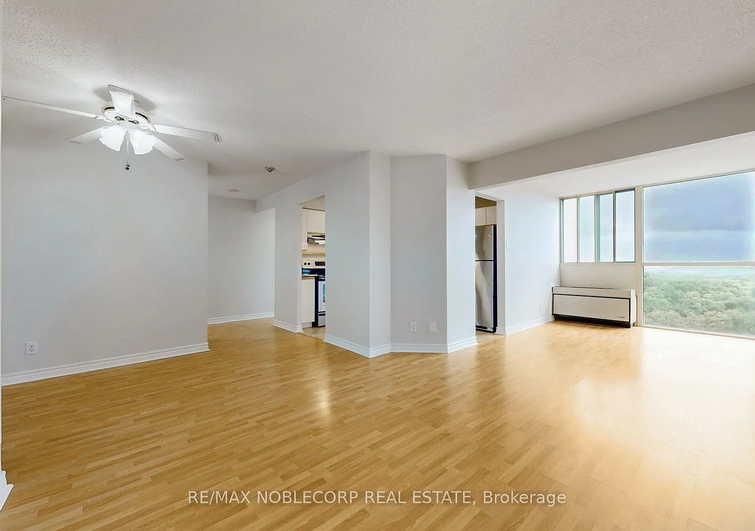 3 bed, $2,650 — Photo 2