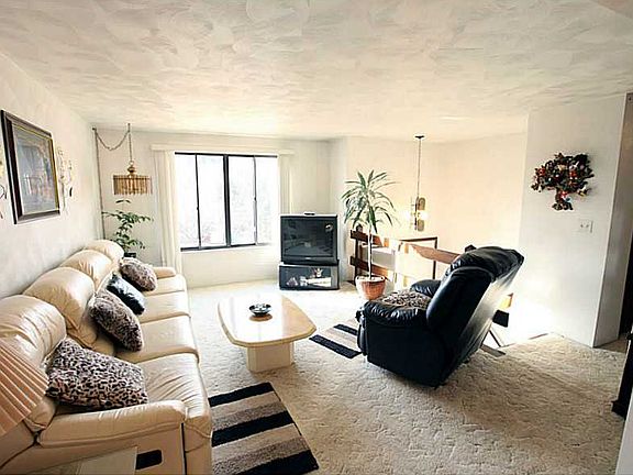 2nd image of 519 Saint George Dr