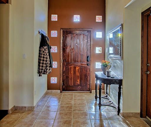 5th image of 10900 Catamount Dr NW