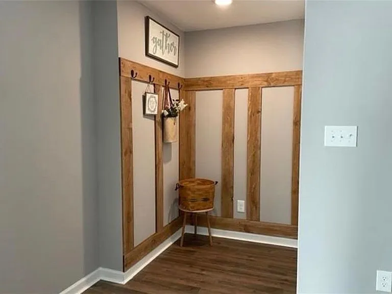 3315 Plantation Rd — Photo 10
