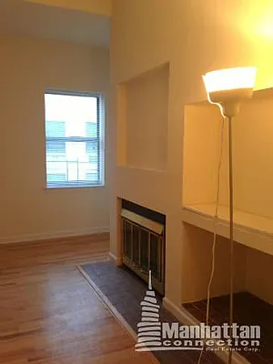 Rented by Manhattan Connection | media 28