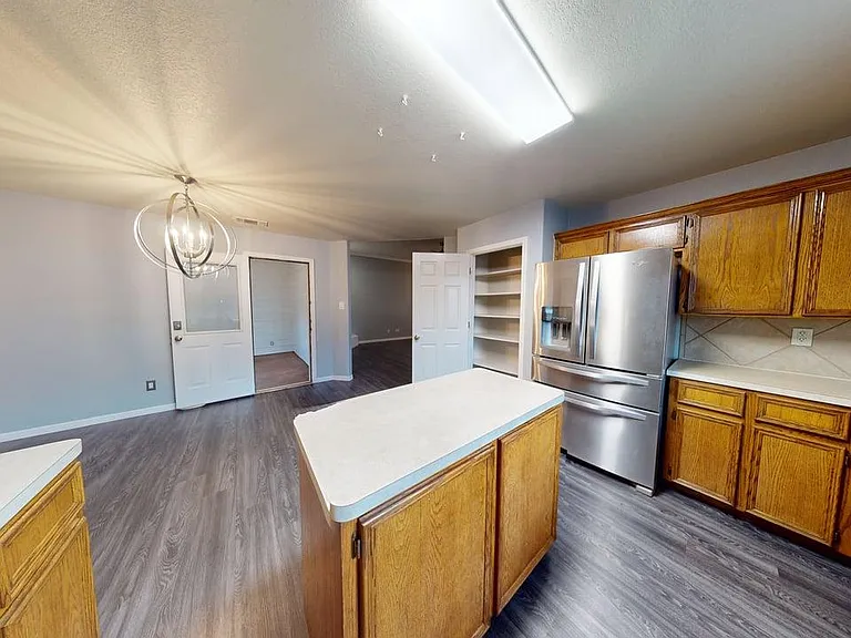 106 Cedar Ridge Dr — Photo 8