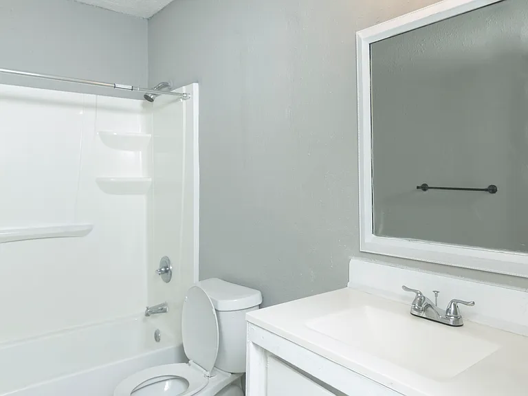 1834 John Calvin Ave #11 — Photo 7