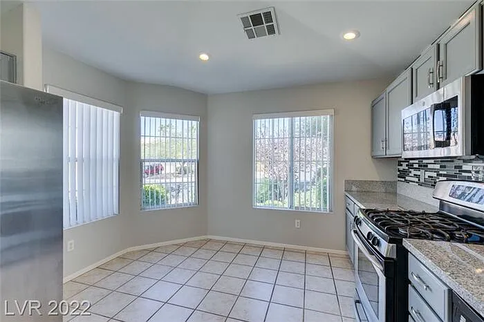 279 Deerleap Cir — Photo 13
