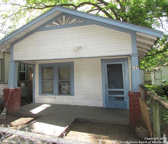 1st image of 624 Potomac