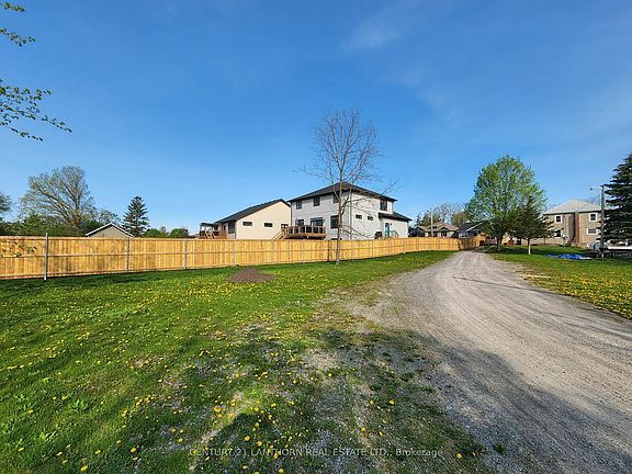 3rd image of 34 Prince Of Wales Dr