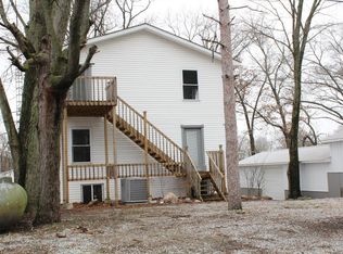 6682 E Palmers Dr, Monticello, IN 47960