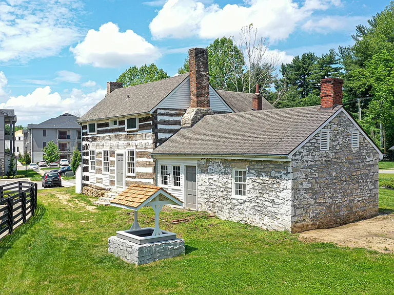 SpringHouse — Photo 39