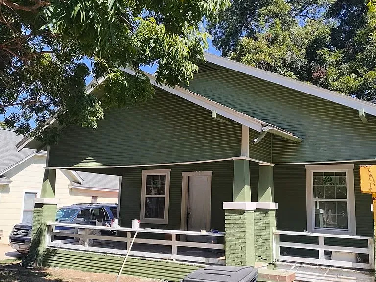 1614 Lee Ave — Photo 2