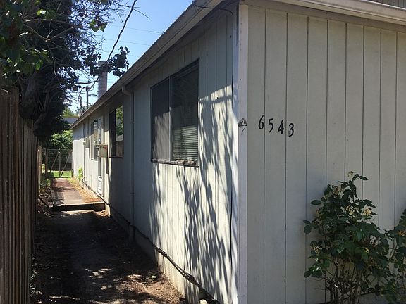 2nd image of 6543 N Maryland Ave