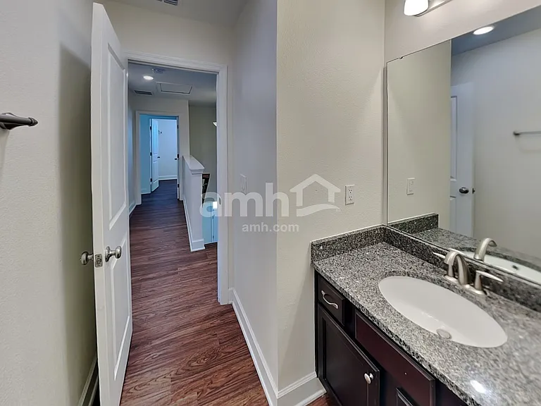 329 Crestrun Loop — Photo 13