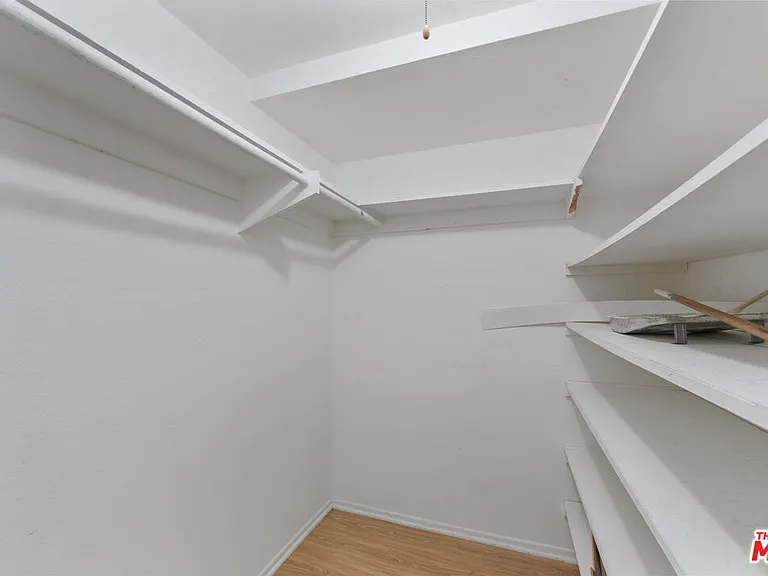 18555 Collins St #C11 — Photo 13