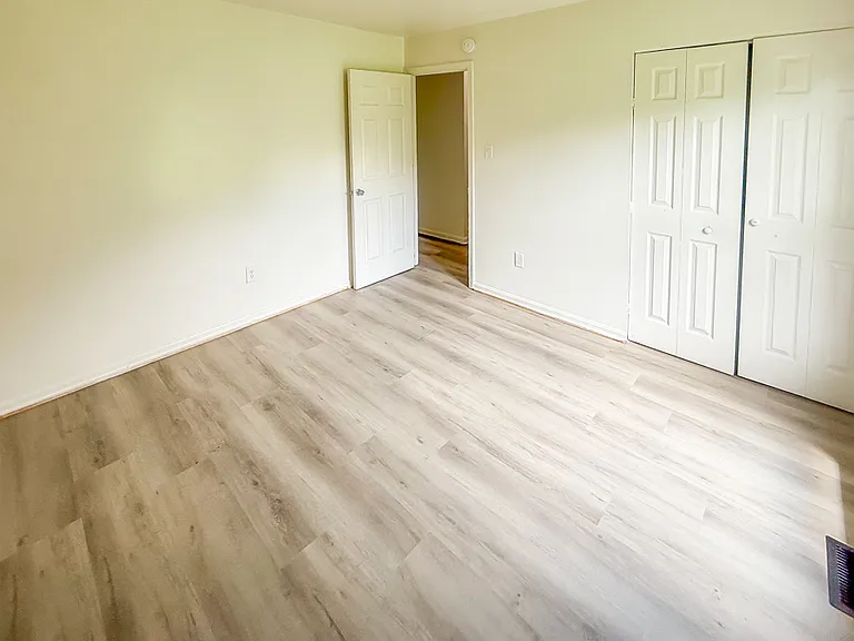 520 Lancaster Creek Dr — Photo 16