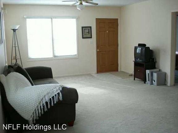 4th image of 915 Leach Ave