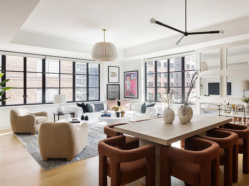 1st image of 550 W 29th St Floor 9