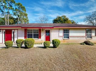 2402 Scott Rd, Dothan, AL 36303