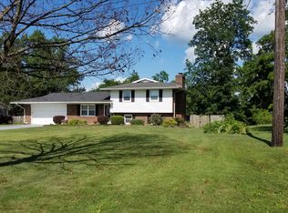 4344 Meadowbrook Ln, Newburgh, IN 47630