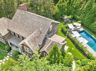 104 Narod Blvd, Water Mill, NY 11976