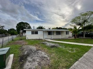5826 SW 26th St, West Park, FL 33023
